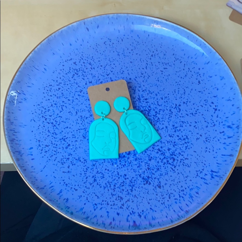 Handmade Abstract Woman’s Face Clay Earrings - Picture 8 of 9